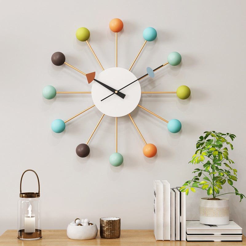 Sophisticated 21-Inch Silent Clock for Home Elegance