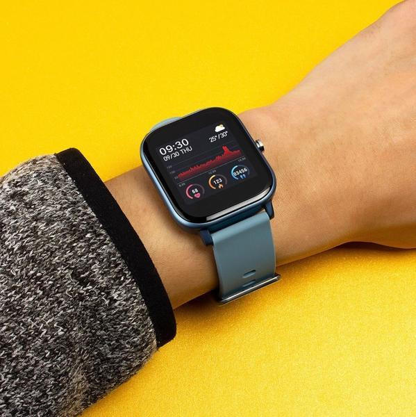 Fitness Fusion Smartwatch: Elevate Your Health Journey