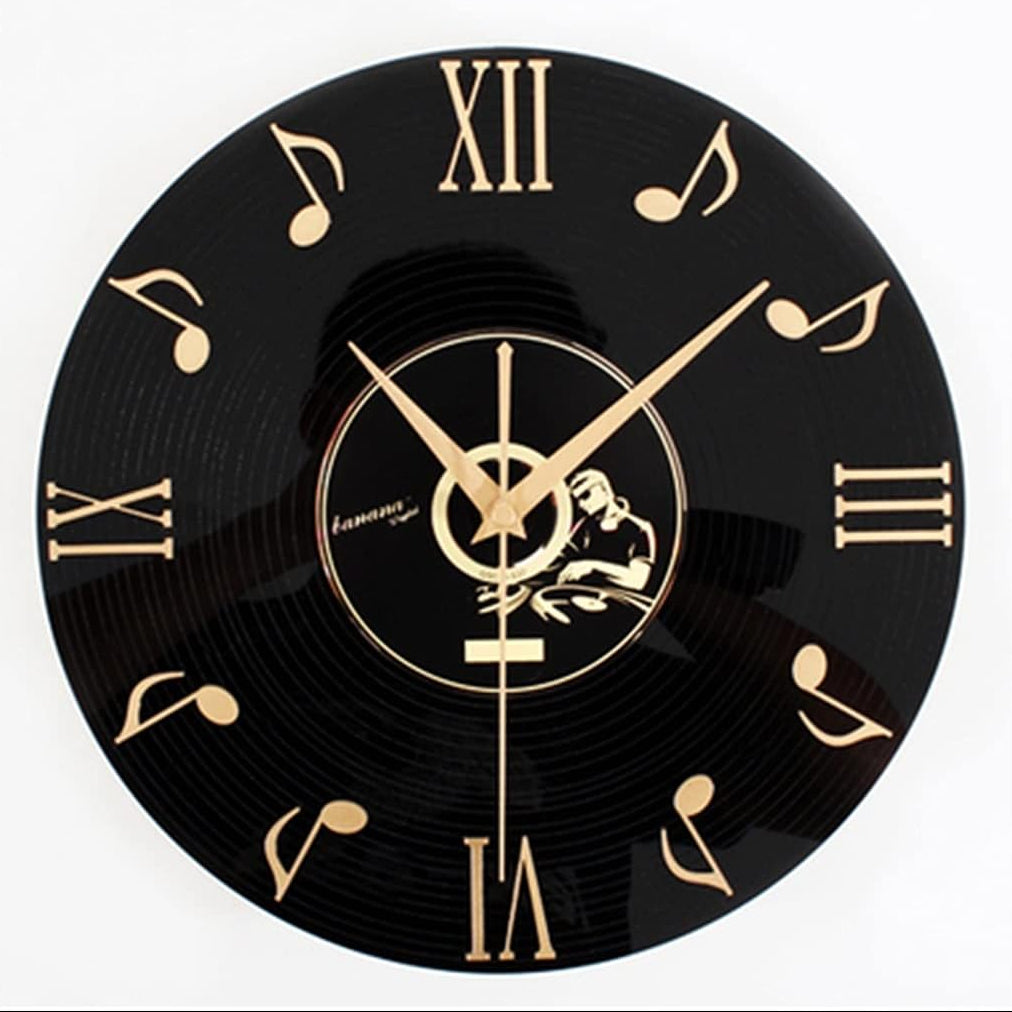 Melody Timekeeper: Stylish Quartz Wall Clock with Music Design