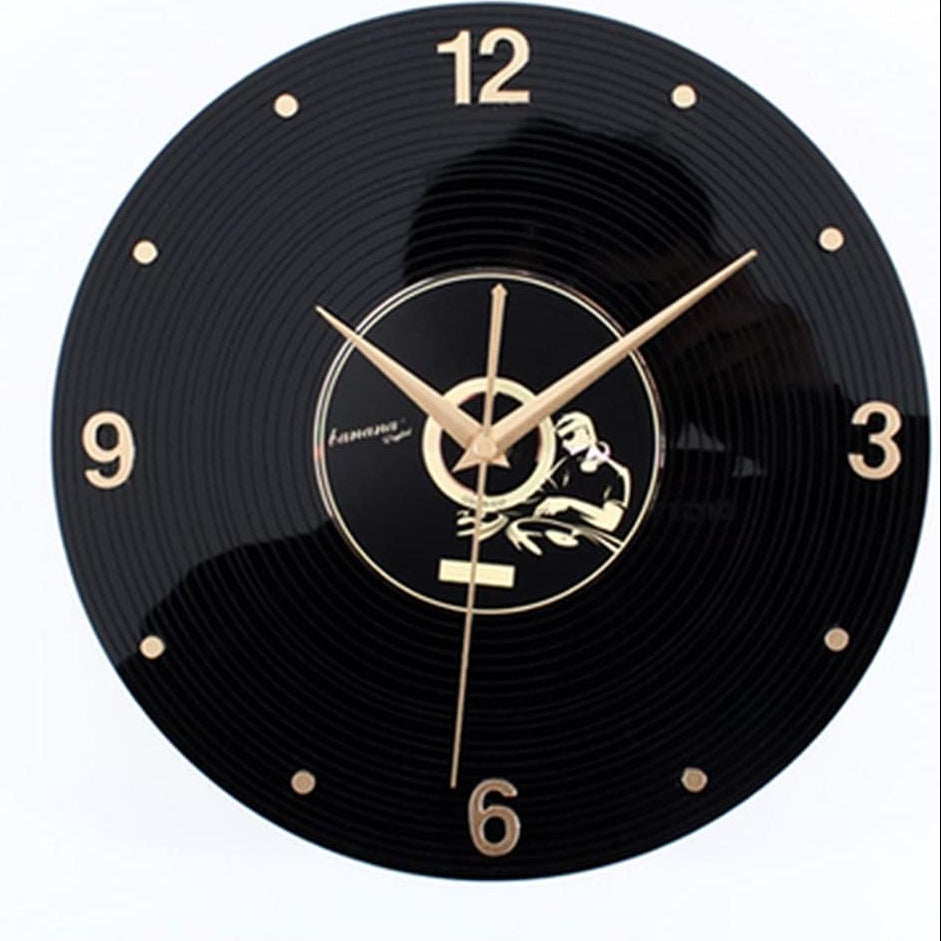 Melody Timekeeper: Stylish Quartz Wall Clock with Music Design