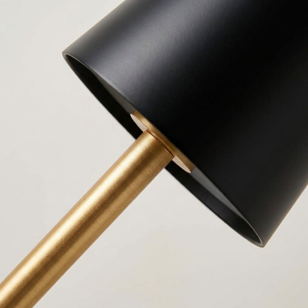 Adjustable Brightness Wireless Table Lamp