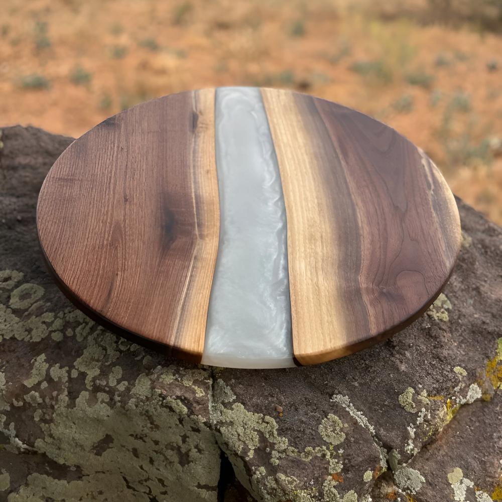 Elegant Round Acacia Wood Cutting Board with Resin Inlay