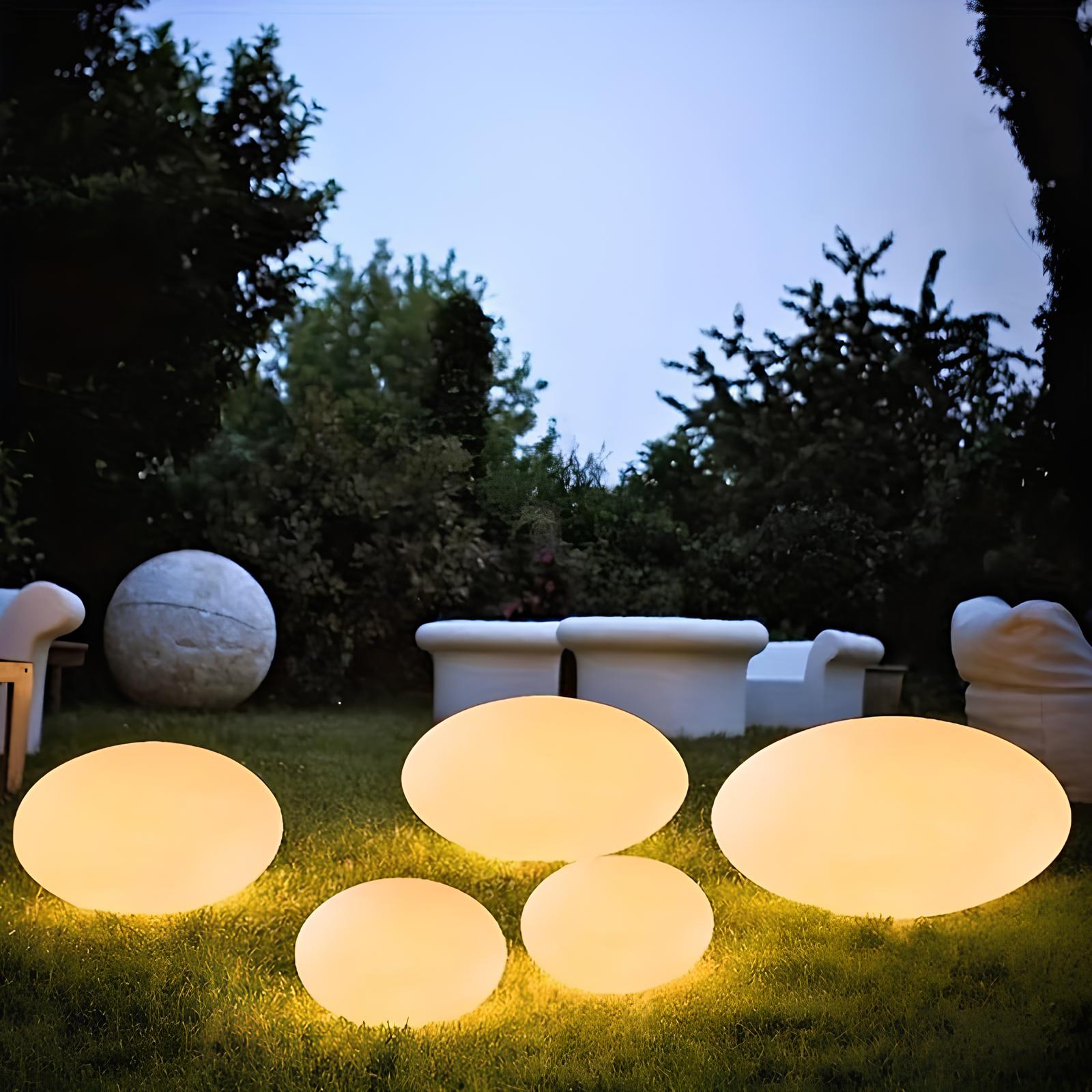 Wireless Outdoor Garden Light – Atmospheric Design