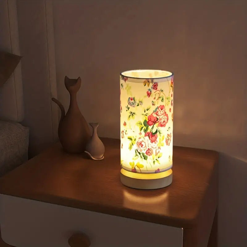 Linen-Style Bedside Lamp – Soft Glow Lighting