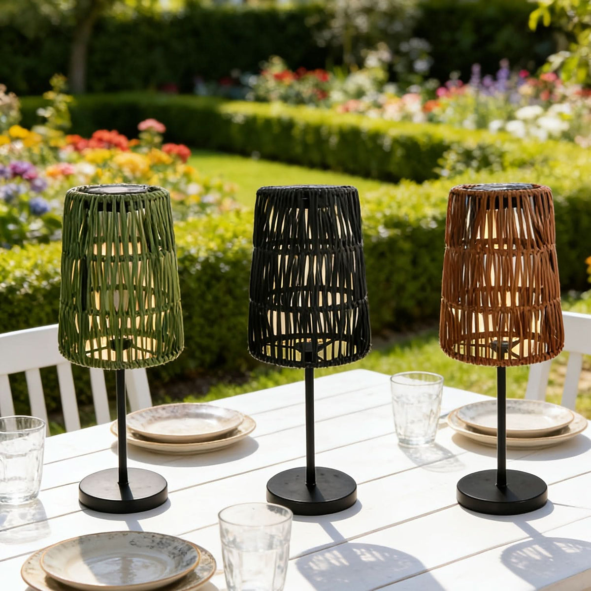 RadiantGlow – Charming Solar Lantern for Outdoor Spaces