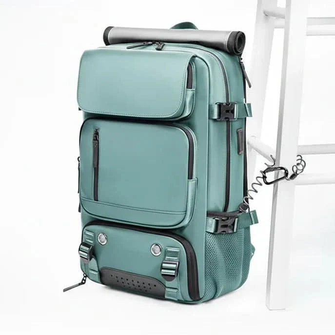 ExplorerPro – Versatile Backpack for Everyday Journeys