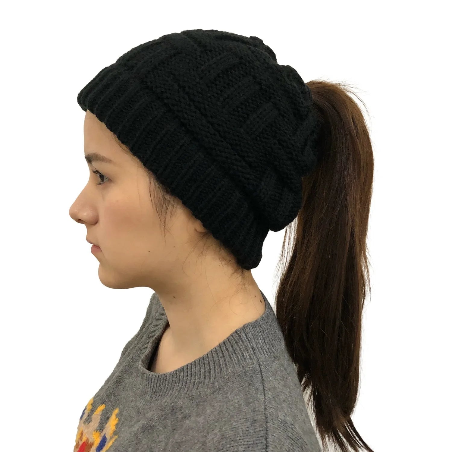 Chic Winter Knit Beanie for Ponytails - Stylish & Cozy