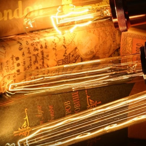 Retro Style Light Bulbs - Nostalgic Illumination