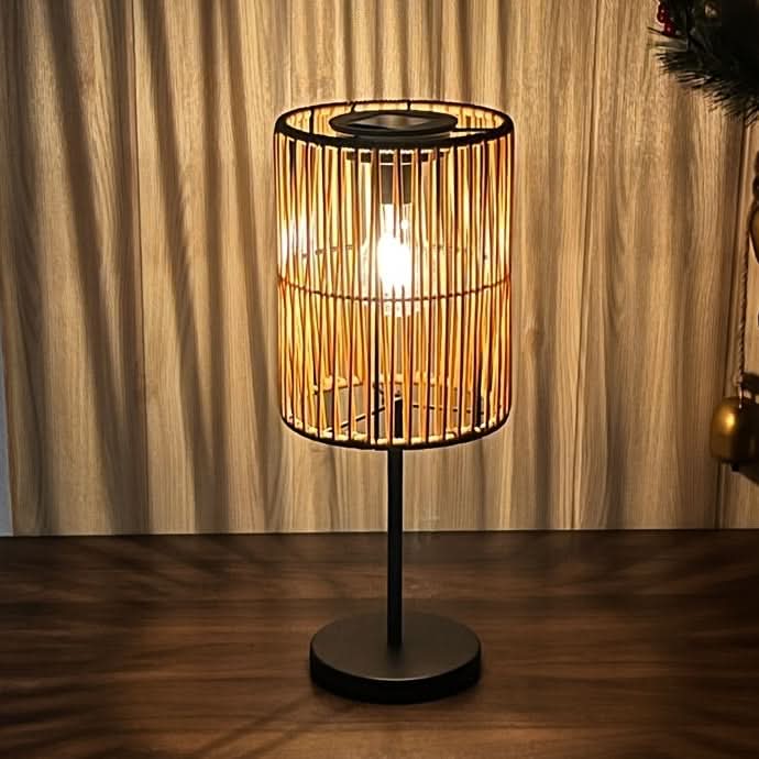 LumiGlow – Elegant Solar Lantern for Outdoor Spaces