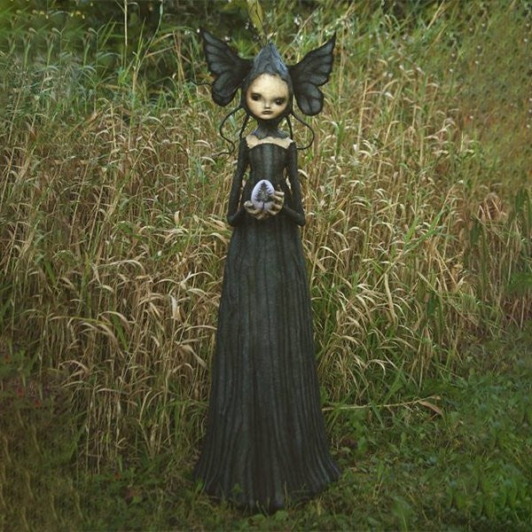 Mystical Guardians – Enigmatic Witch Figurines for Halloween
