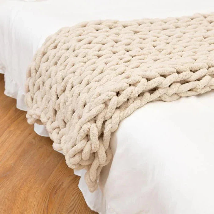 Luxurious Handcrafted Thick Knit Blanket for Ultimate Comfort