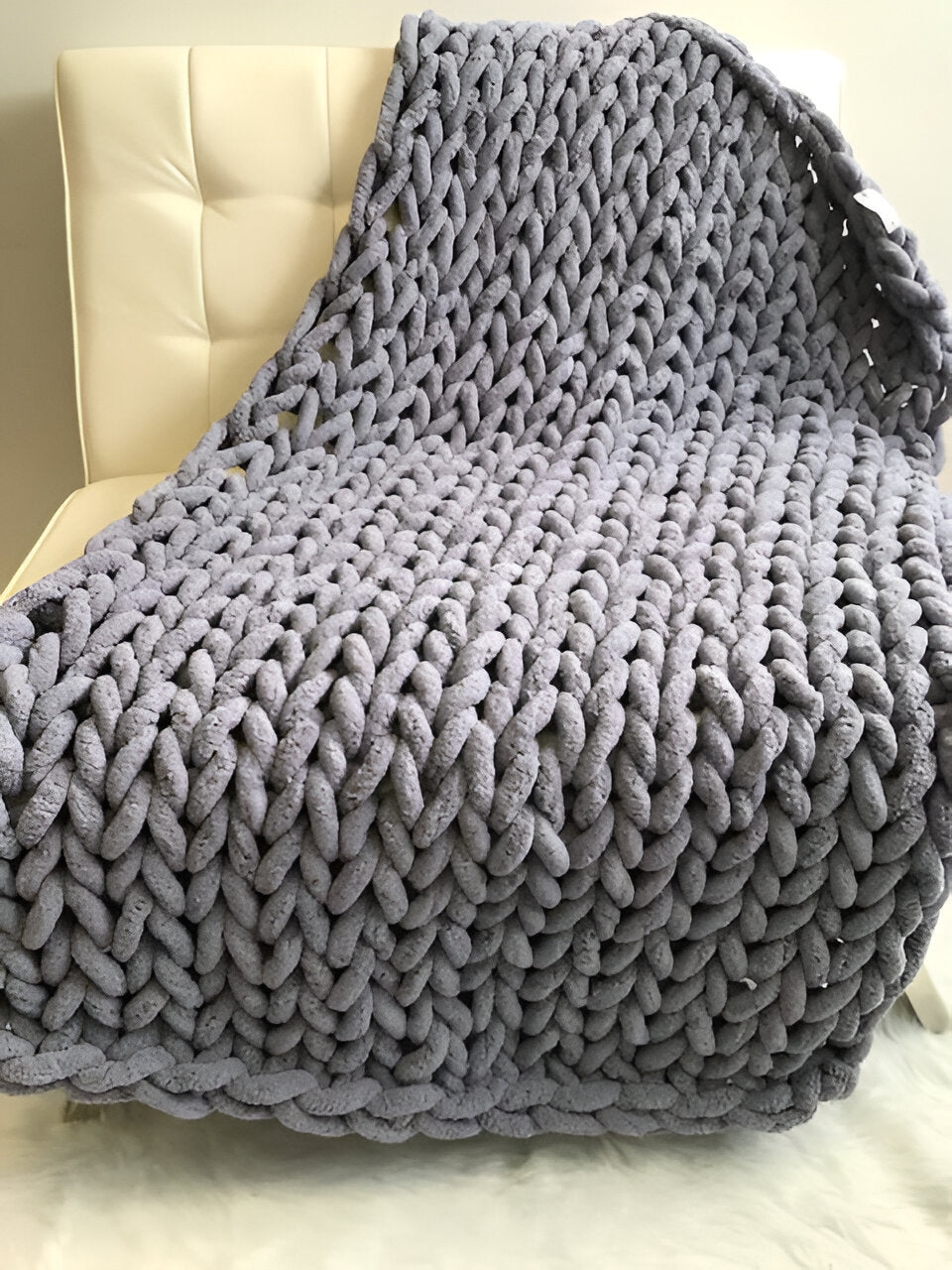 Luxurious Handcrafted Thick Knit Blanket for Ultimate Comfort