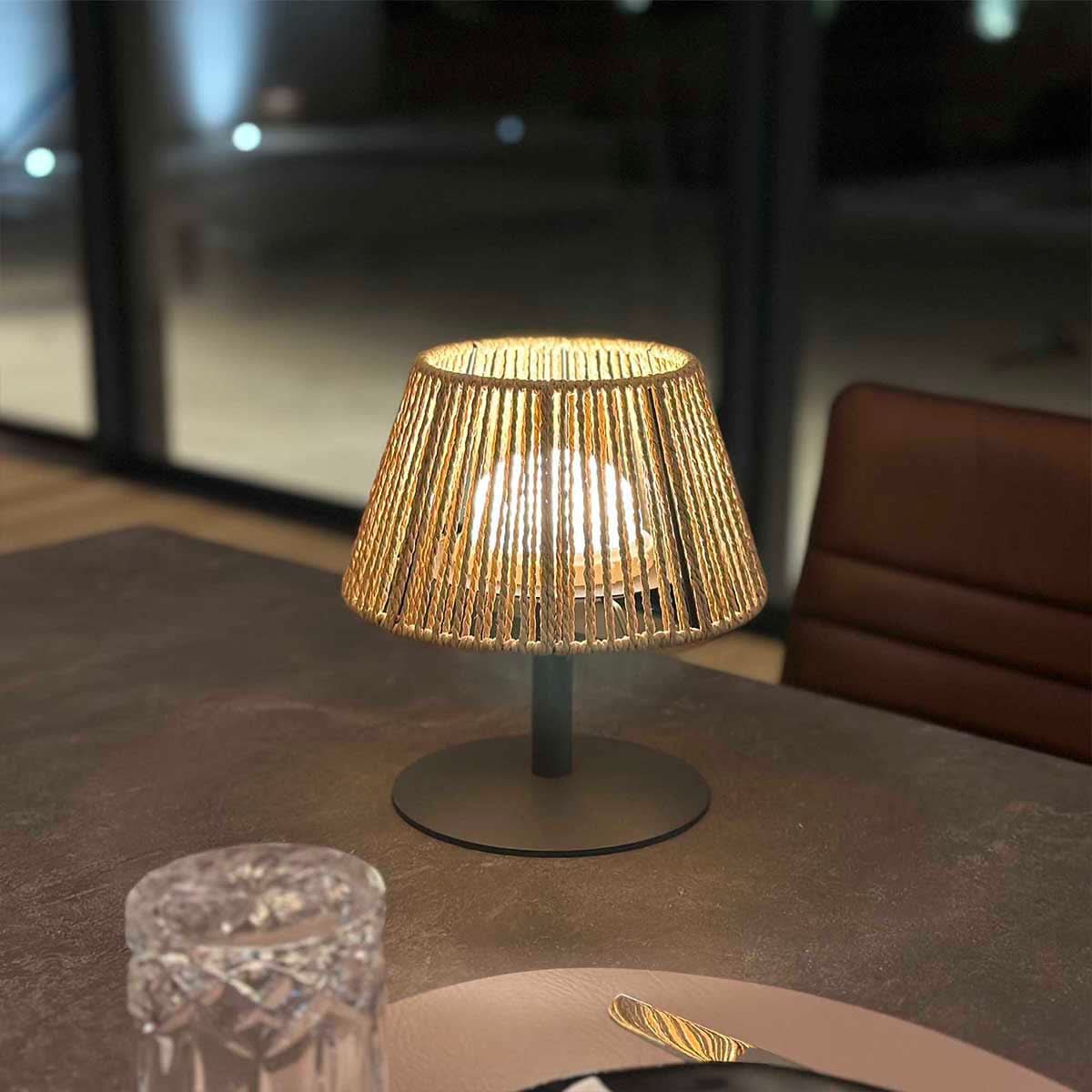 LumiGlow – Versatile LED Table Lamp for Cozy Environments