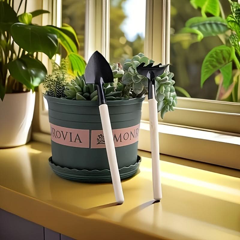 EcoGardener – Essential Hand Tools for Soil Cultivation