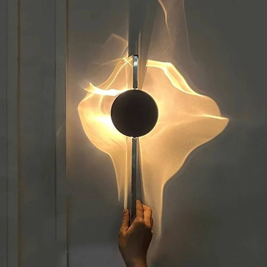 Sleek Modern Wall Light Fixture
