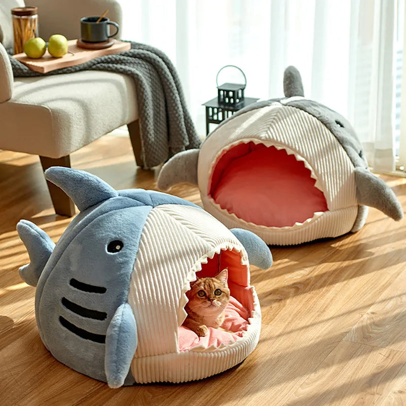 Snuggle Shark Pet Hideaway Bed (40x40x32cm)