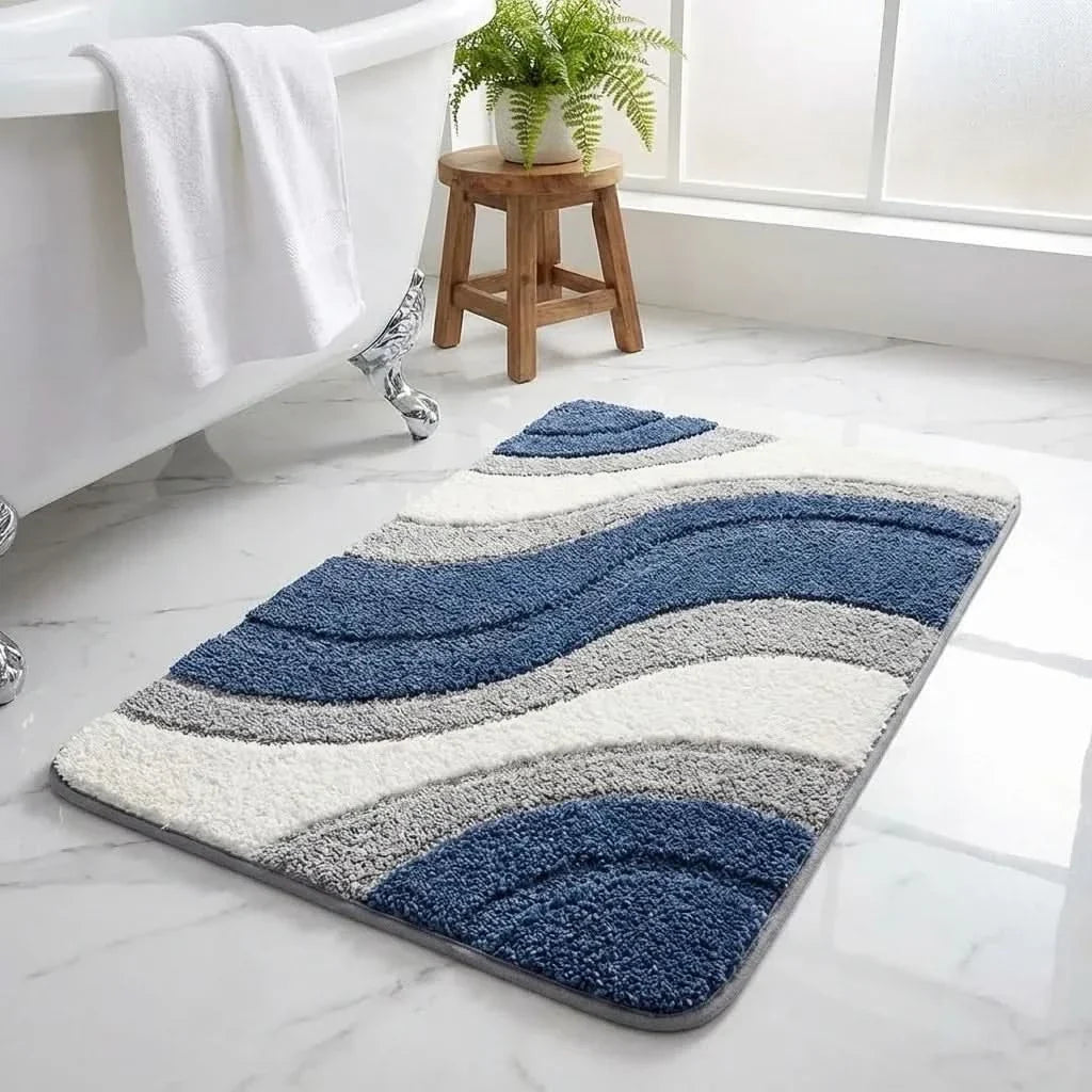 Plush Serenity – Luxurious Bath Mat with Secure Grip