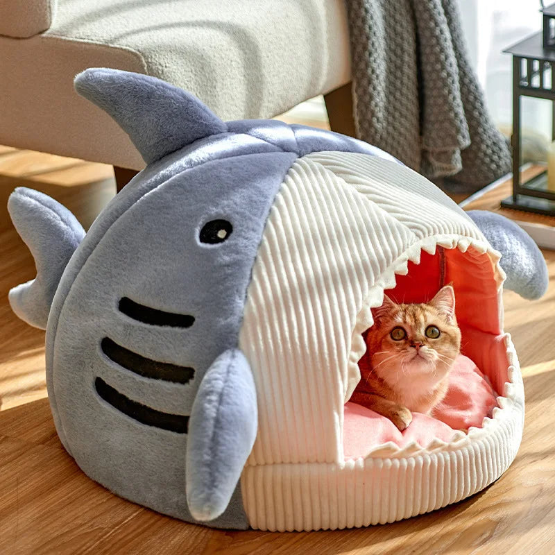 Snuggle Shark Pet Hideaway Bed (40x40x32cm)
