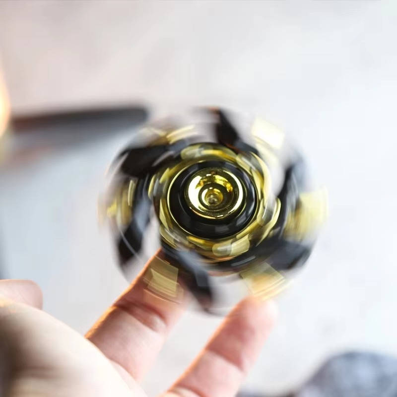 Sleek Metal Spinner for Stress Relief and Focus