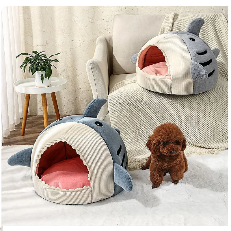 Snuggle Shark Pet Hideaway Bed (40x40x32cm)