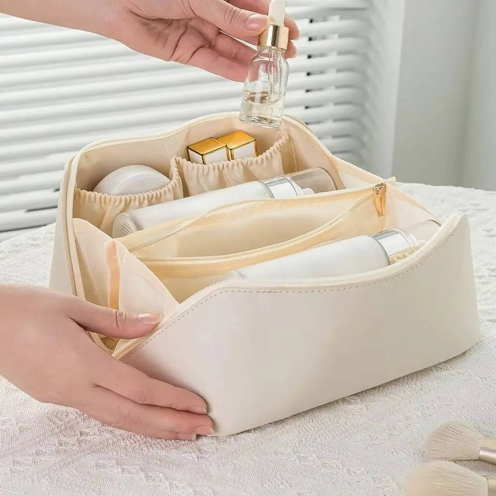 Chic Organizer Pouch for Beauty Essentials