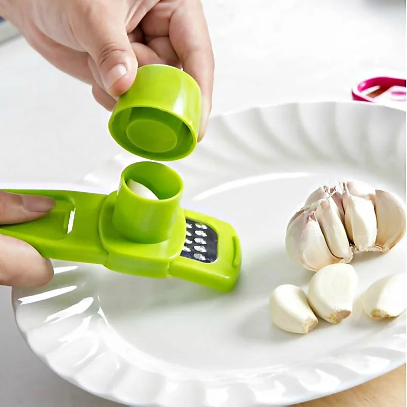 Compact Garlic Crusher for Effortless Meal Prep