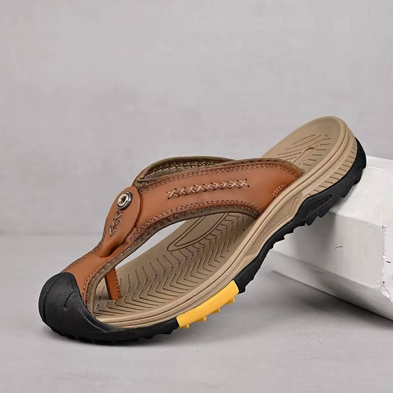 Lightweight Water-Resistant Closed-Toe Sandals for Men