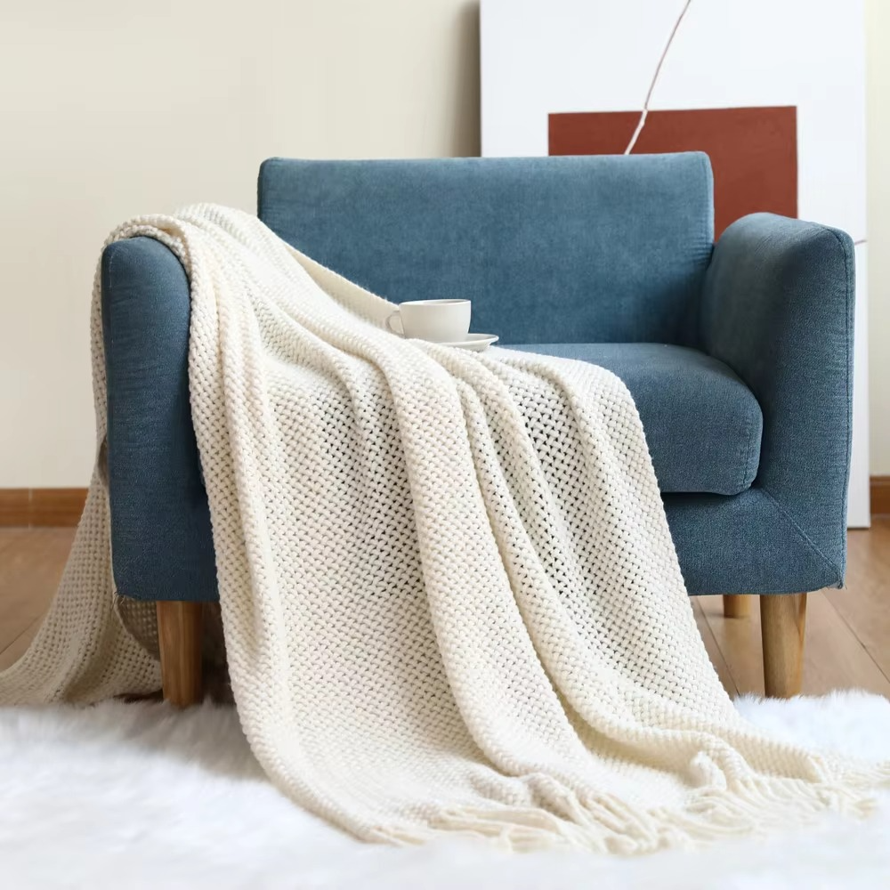 Cozy Knit Blanket for Sofa and Bed - Soft Acrylic Comfort