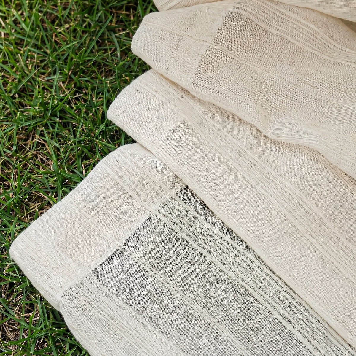 Breezy Elegance – Sheer Outdoor Curtains for a Cozy Retreat
