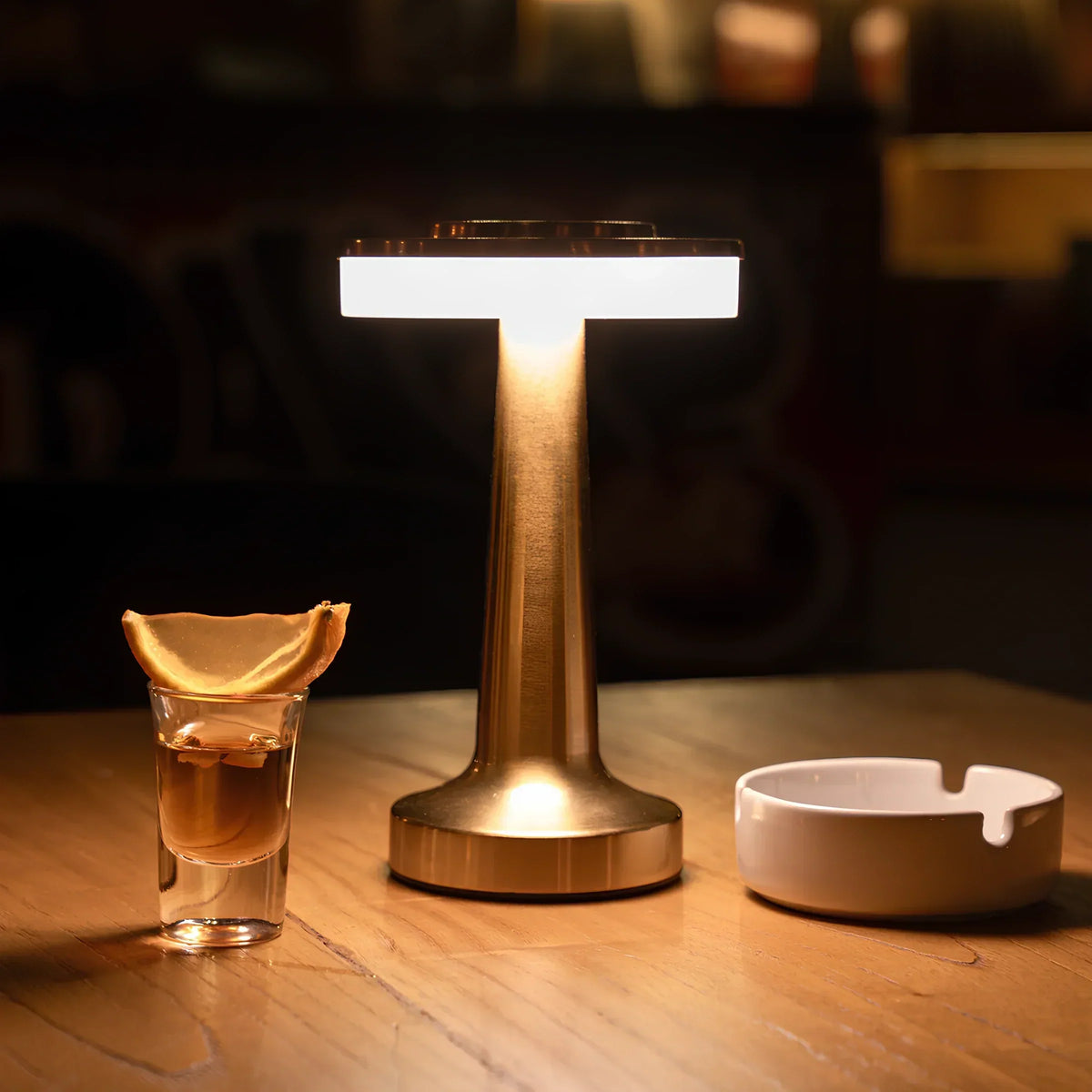 Vintage Style Cordless Table Lamp - Retro Design