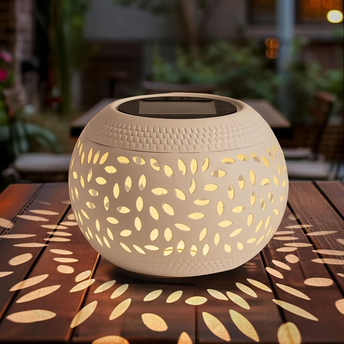EcoBright – Solar Motion-Activated Outdoor Table Lamp