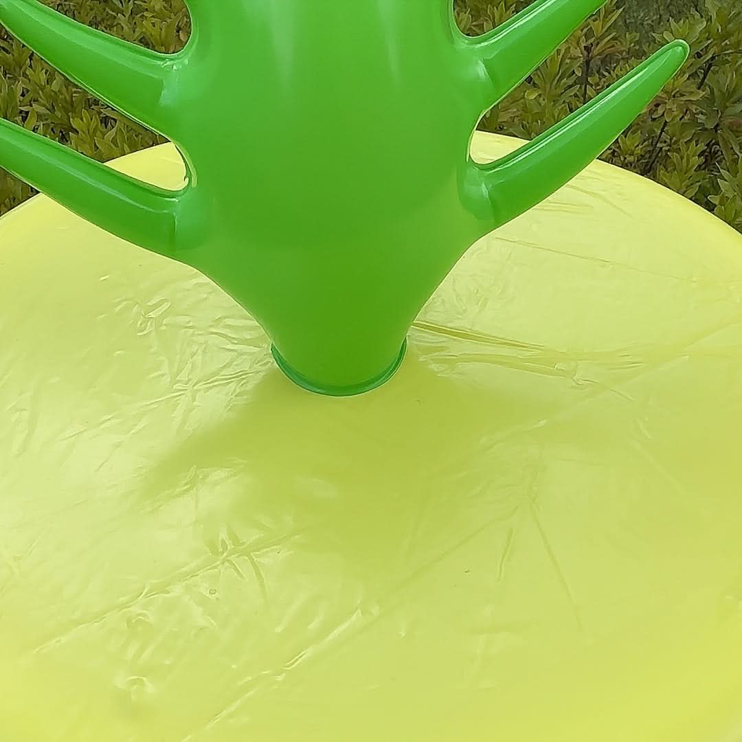 Pineapple Oasis – Inflatable Ice Bucket for Summer Fun