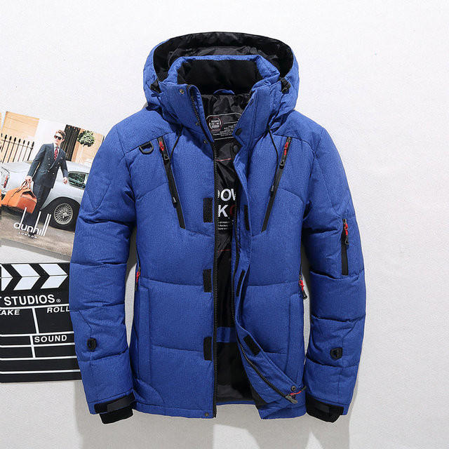 Insulated Outdoor Jacket for Cold Weather Comfort