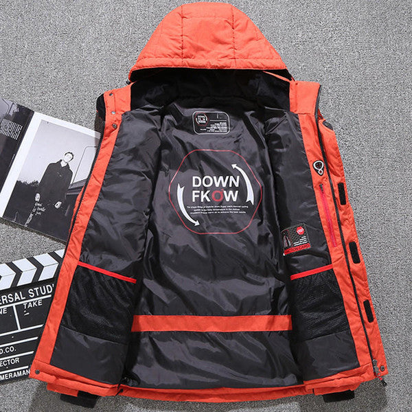 Insulated Outdoor Jacket for Cold Weather Comfort