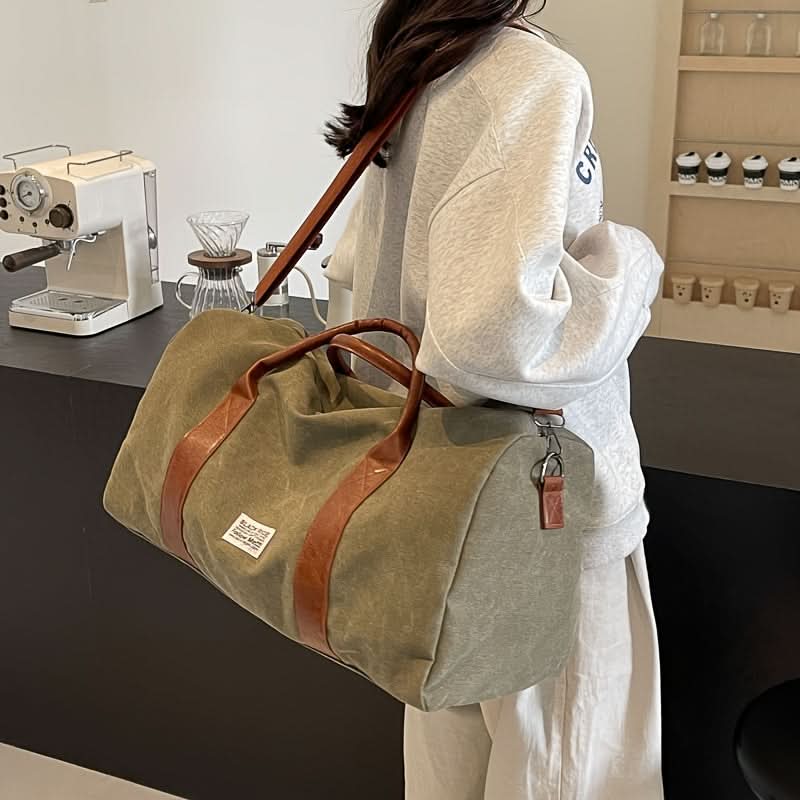 Timeless Travel Companion – Vintage-Inspired Weekender Bag