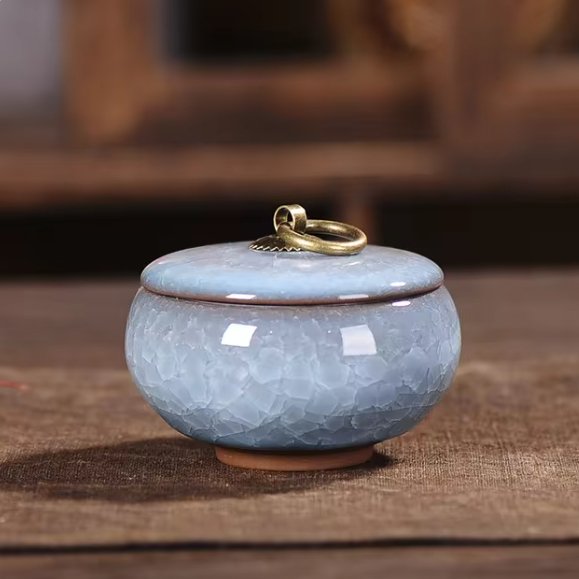 Artisan Ceramic Pet Keepsake Urn – Heartfelt Tribute for Pets