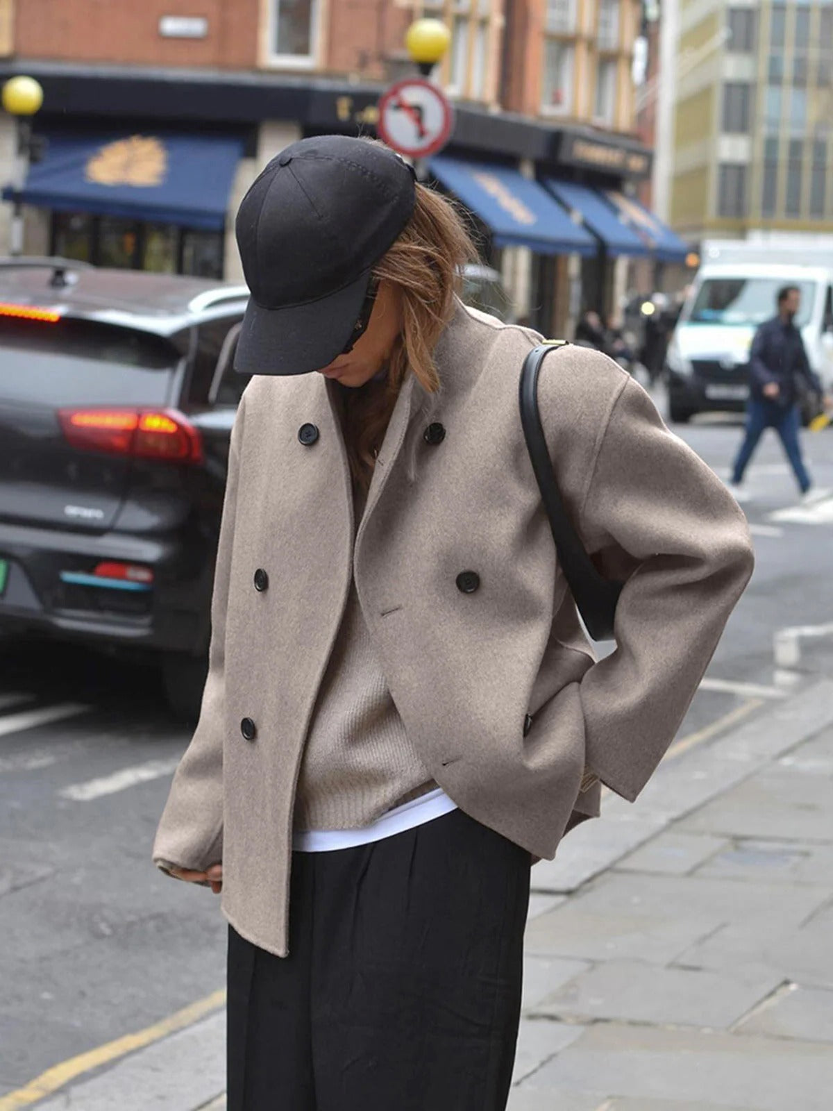 Chic Women's Button-Up Jacket for Effortless Style