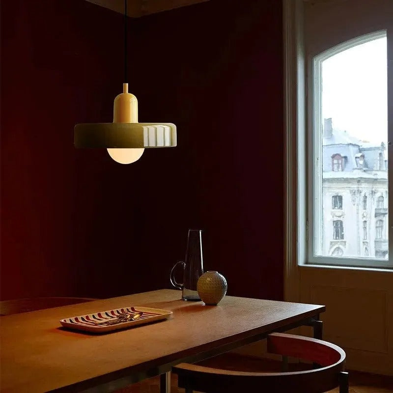 Vintage-Inspired Adjustable Hanging Ceiling Light