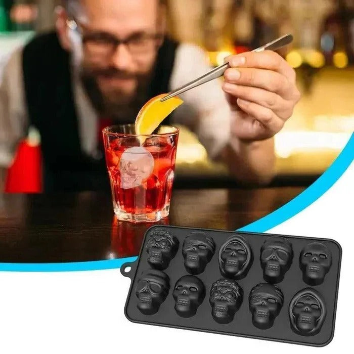 Chilling Skull Ice Mold for Creative Drinks