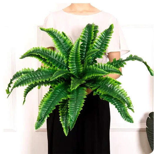 Evergreen Oasis Faux Fern – UV-Resistant Decorative Greenery with 18 Lush Fronds