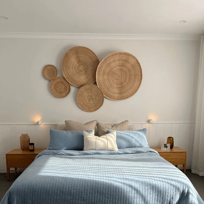 Versatile Rechargeable Wall Light for Modern Living