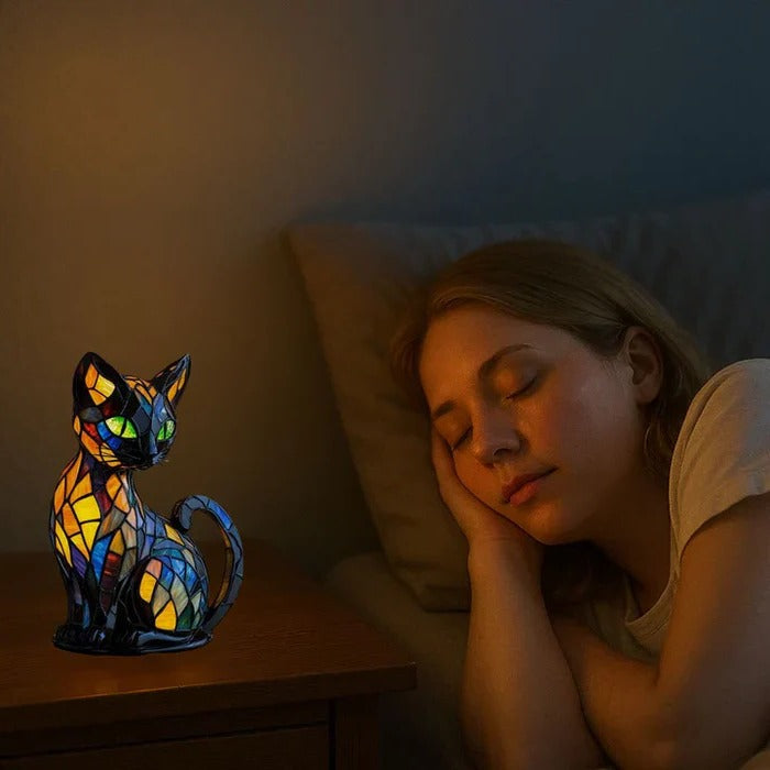 Artistic Cat-Themed Table Lamp for Cozy Lighting