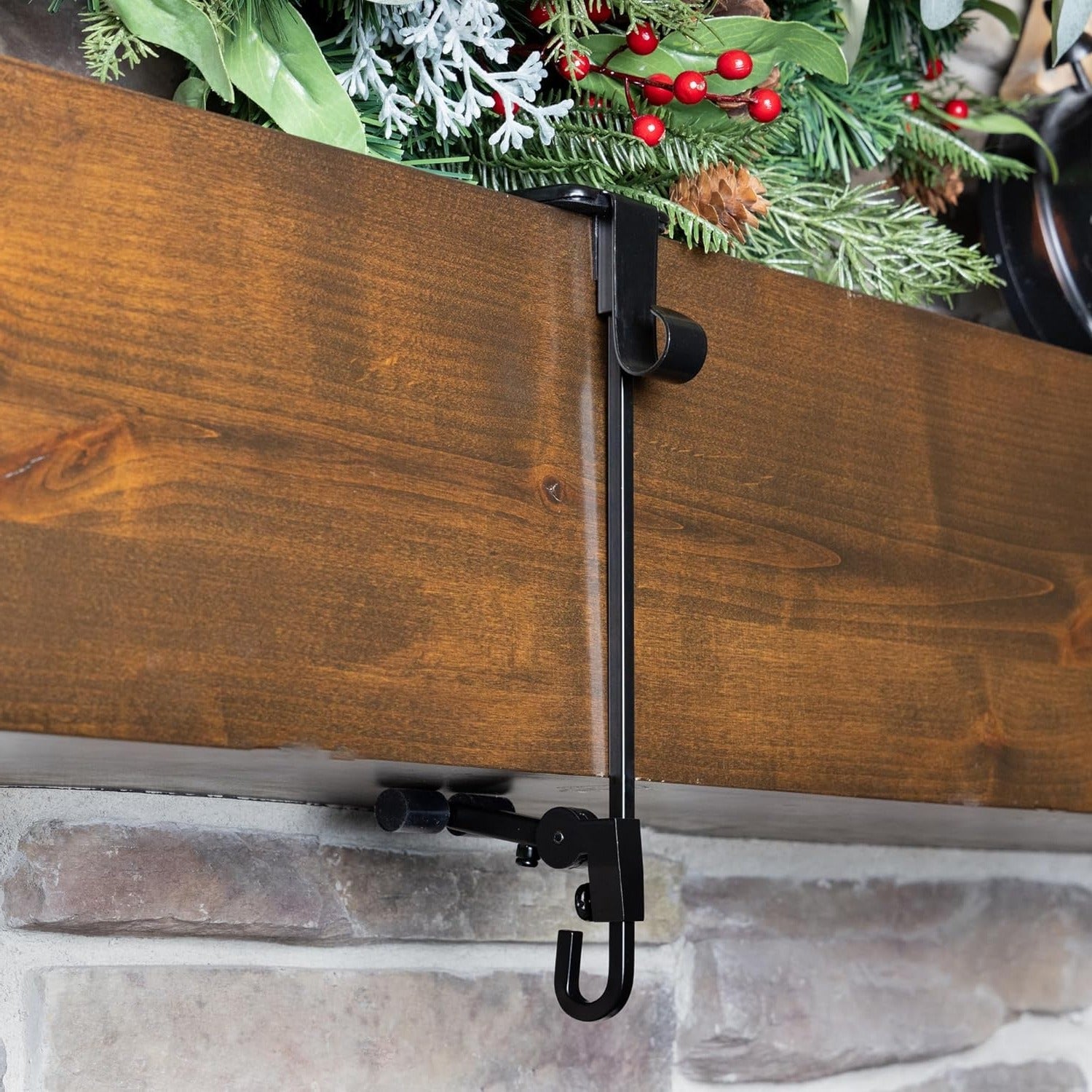 Versatile Mantle Hanger Set for Stockings and Garland