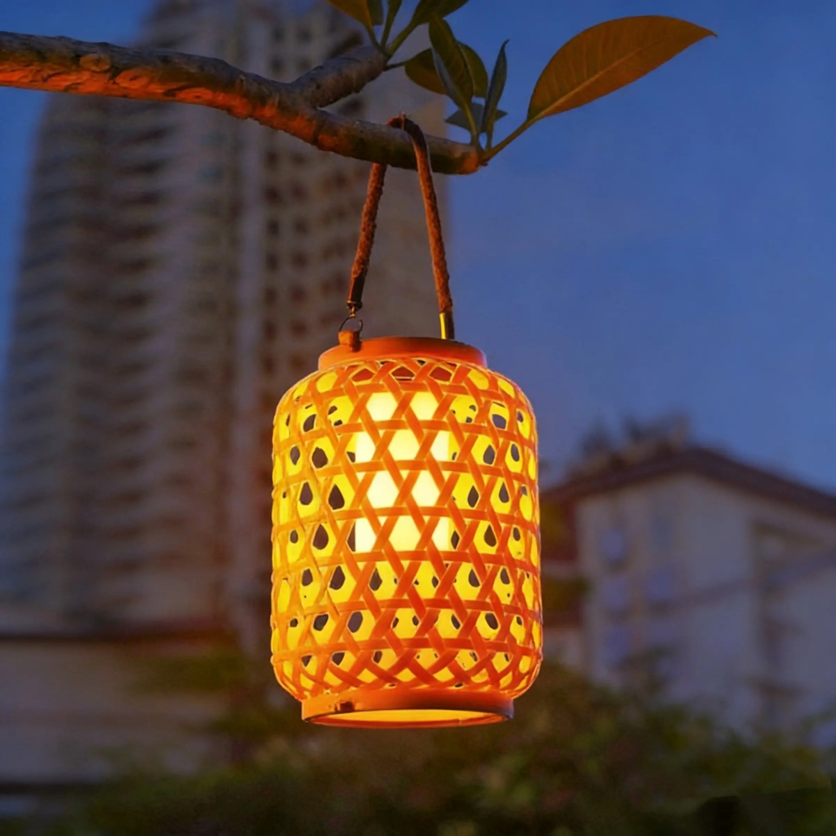 Stylish Solar Lantern with Woven Design for Outdoor Spaces