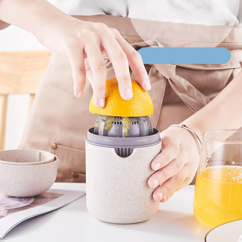 Compact Citrus Press with Non-Slip Base and Easy Clean Parts