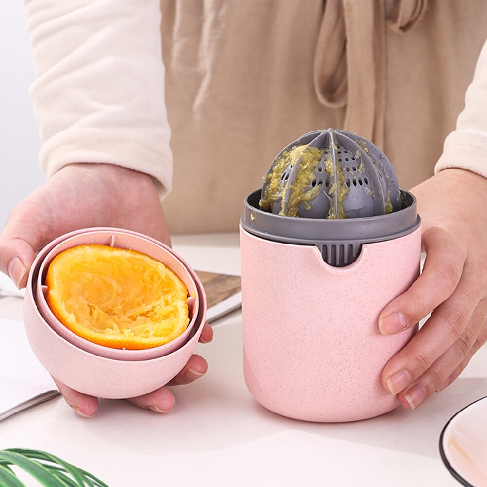 Compact Citrus Press with Non-Slip Base and Easy Clean Parts