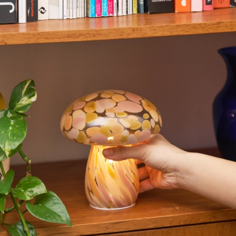 Whimsical Glow Mushroom Lamp - Portable LED Lighting