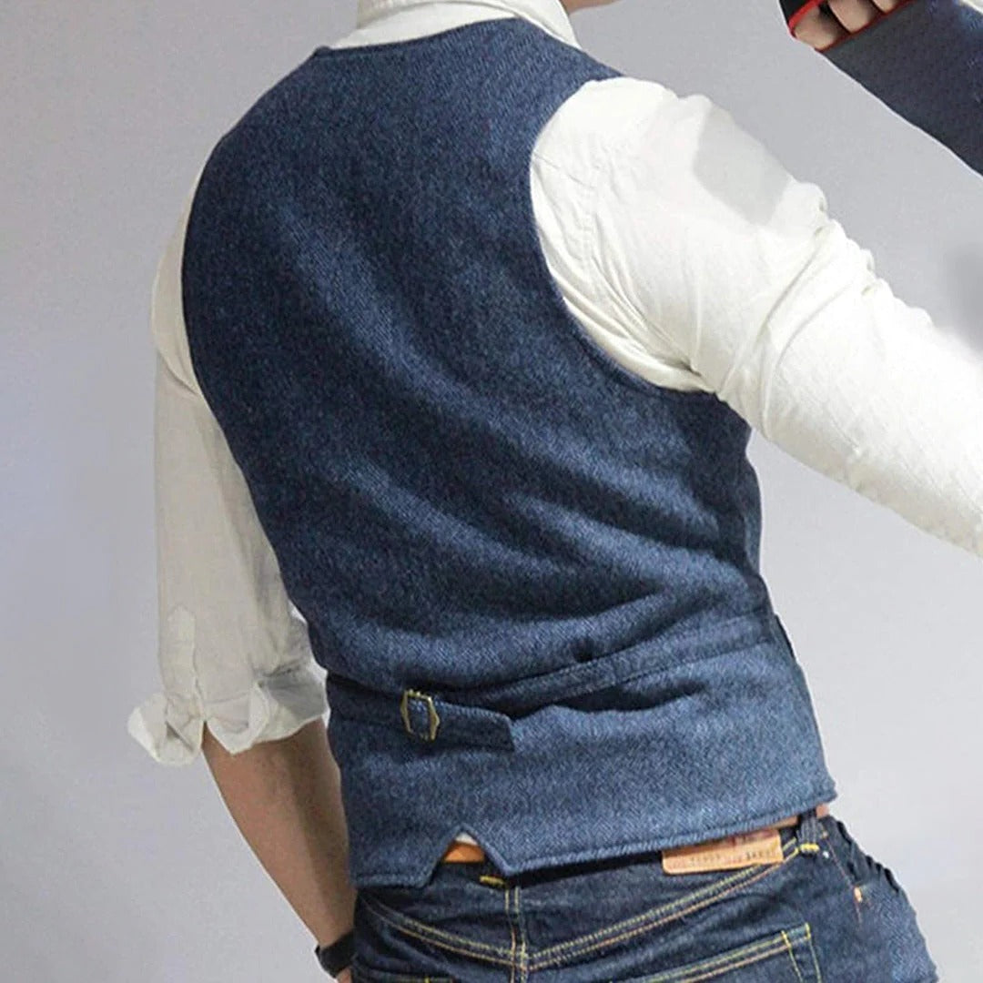 Chic Men's Layered Vest for Every Occasion