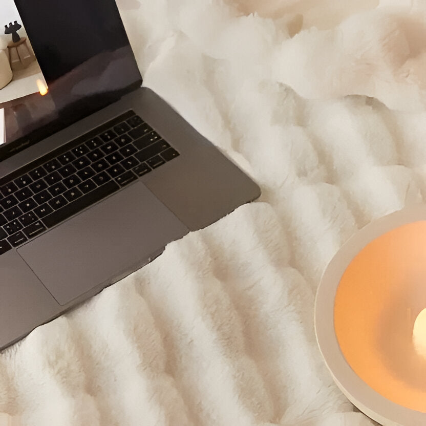 Cozy Year-Round Comfort Blanket with Stylish Aesthetic