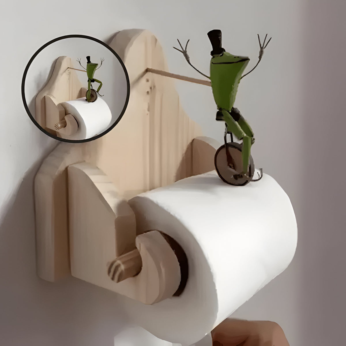 Charming Frog Bicycle Toilet Paper Holder